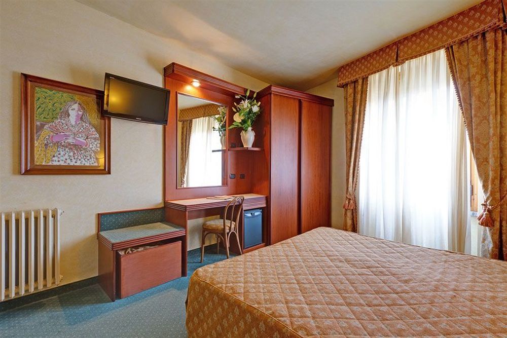Hotel Grifone Firenze - Meetings & Spa Dış mekan fotoğraf